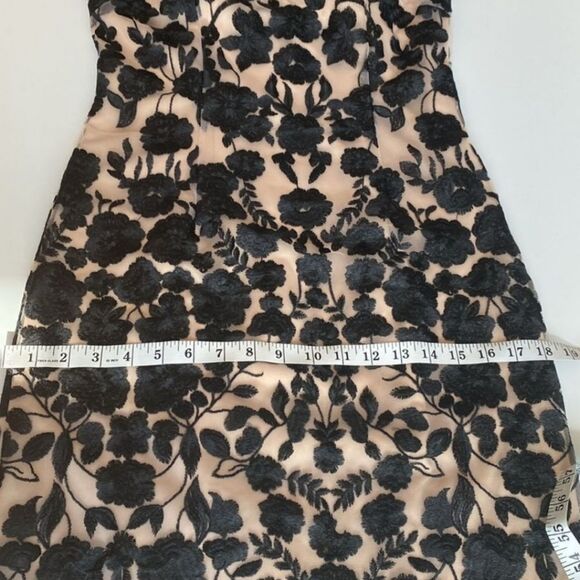 JS Collections Tan and Black Midi Dress - Picture 11 of 12